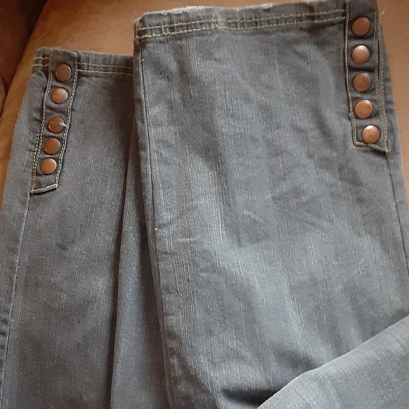 Petite,Vintage, "Faded Glory" Stone washed Jean's, size missy 10. - Picture 4 of 5